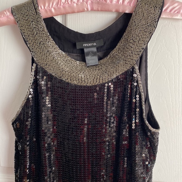 Arden B. sequined black dress. Shell is 100% silk. Size M Some sequins missing. - Picture 3 of 9